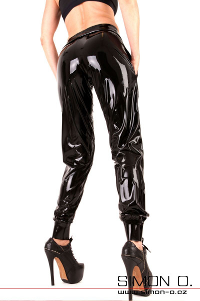 Latexové tepláky pro sport a volný čas